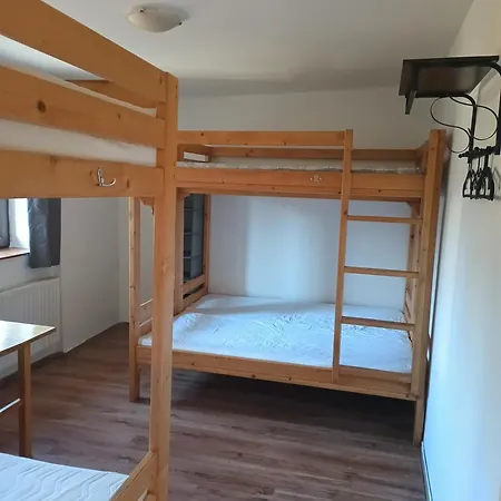Nagy-hideg-hegyi Turistahaz Hostel *