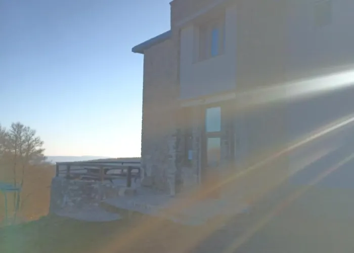 Nagy-hideg-hegyi Turistahaz Vandrarhem