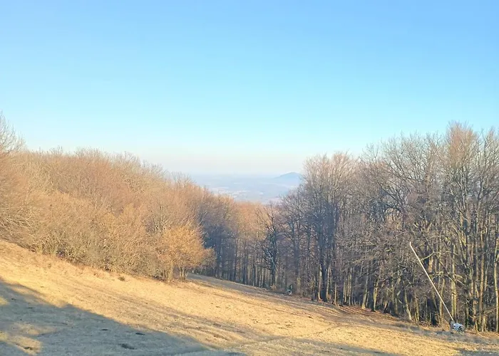 Vandrarhem Nagy-hideg-hegyi Turistahaz Perocseny