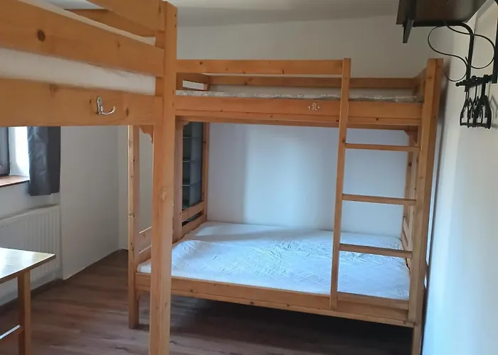 Nagy-hideg-hegyi Turistahaz Vandrarhem *